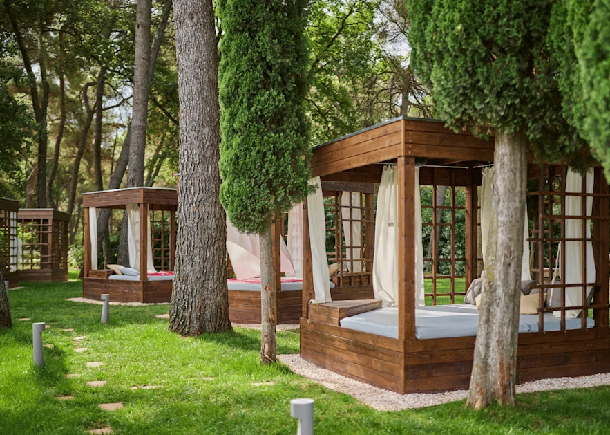 Hotel Pelegrin Plava Laguna Active&Wellbeing outdoor 1600x1067