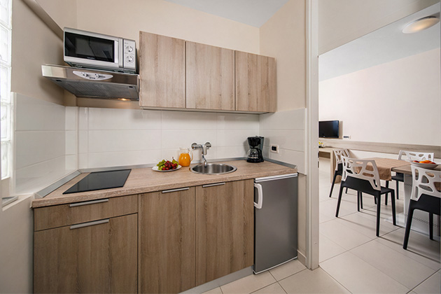 Apartments Katoro Plava Laguna Katoro Superior 5 Balcony Park side SA2BP3 (1)