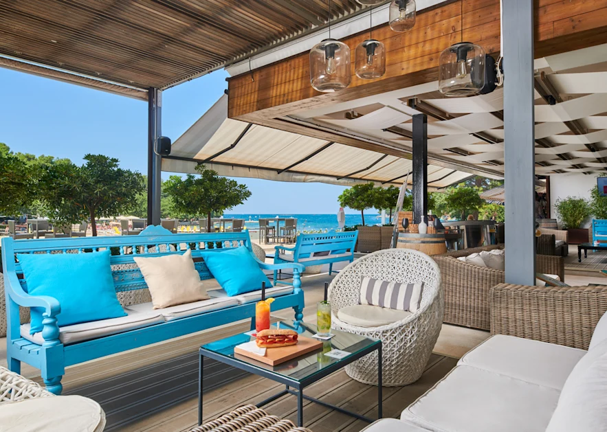 hotel-gran-vista-plava-laguna-laguna-lounge