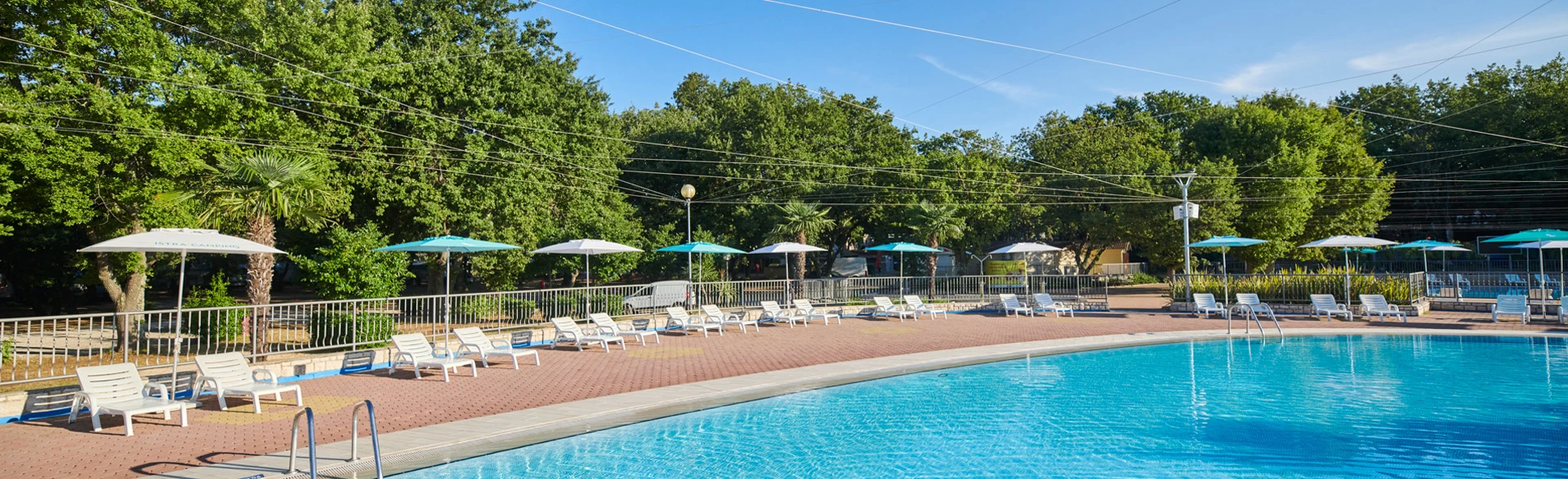 camping-bijela-uvala-pools