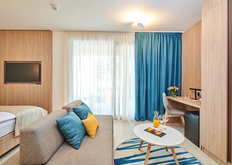 Garden Suites Umag Plava Laguna 2018 Premium Garden Suite sea side U4BNG (9)