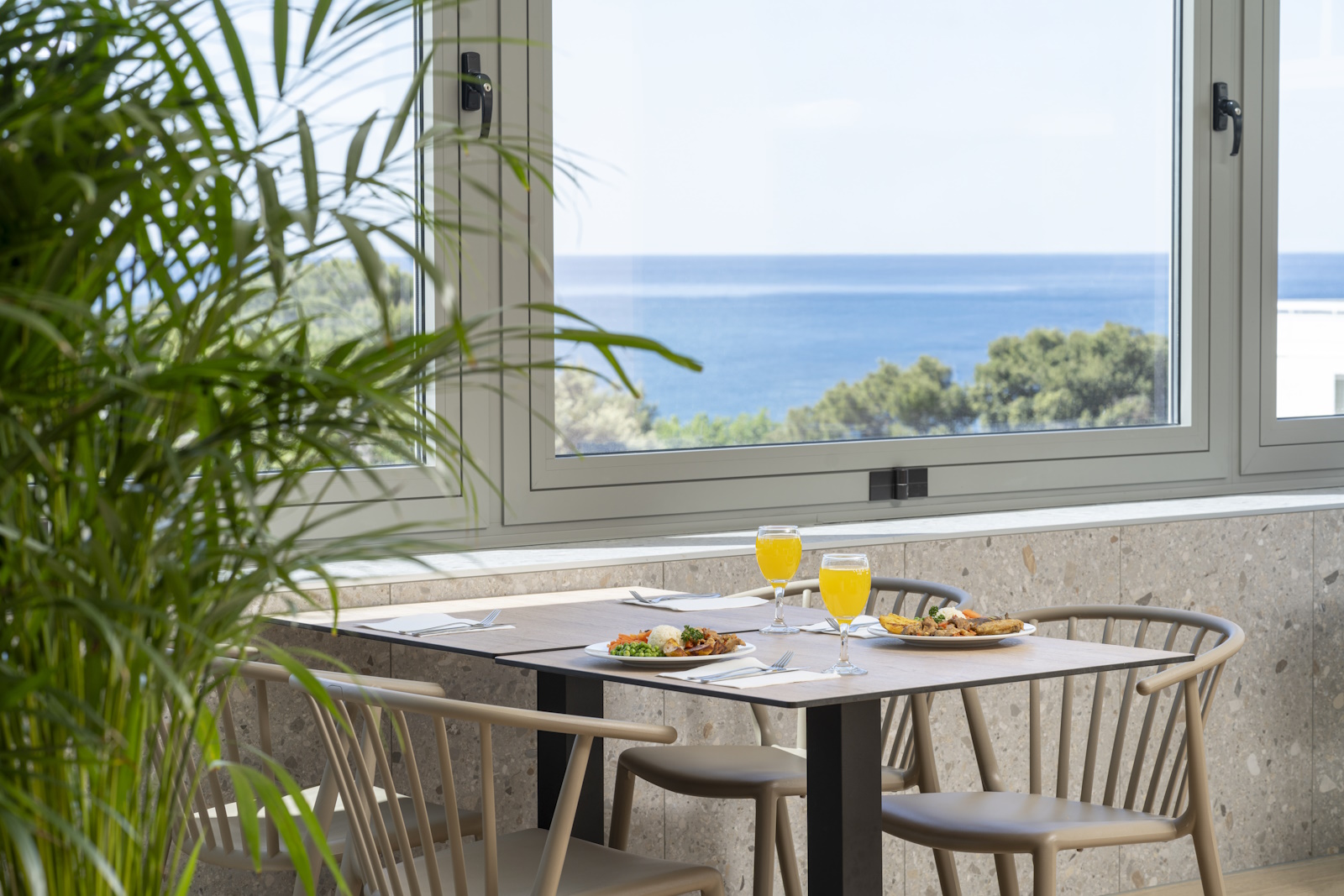 Hotel Delfin Plava Laguna 2026 restaurant 2