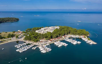 explore-destinations-porec-marine