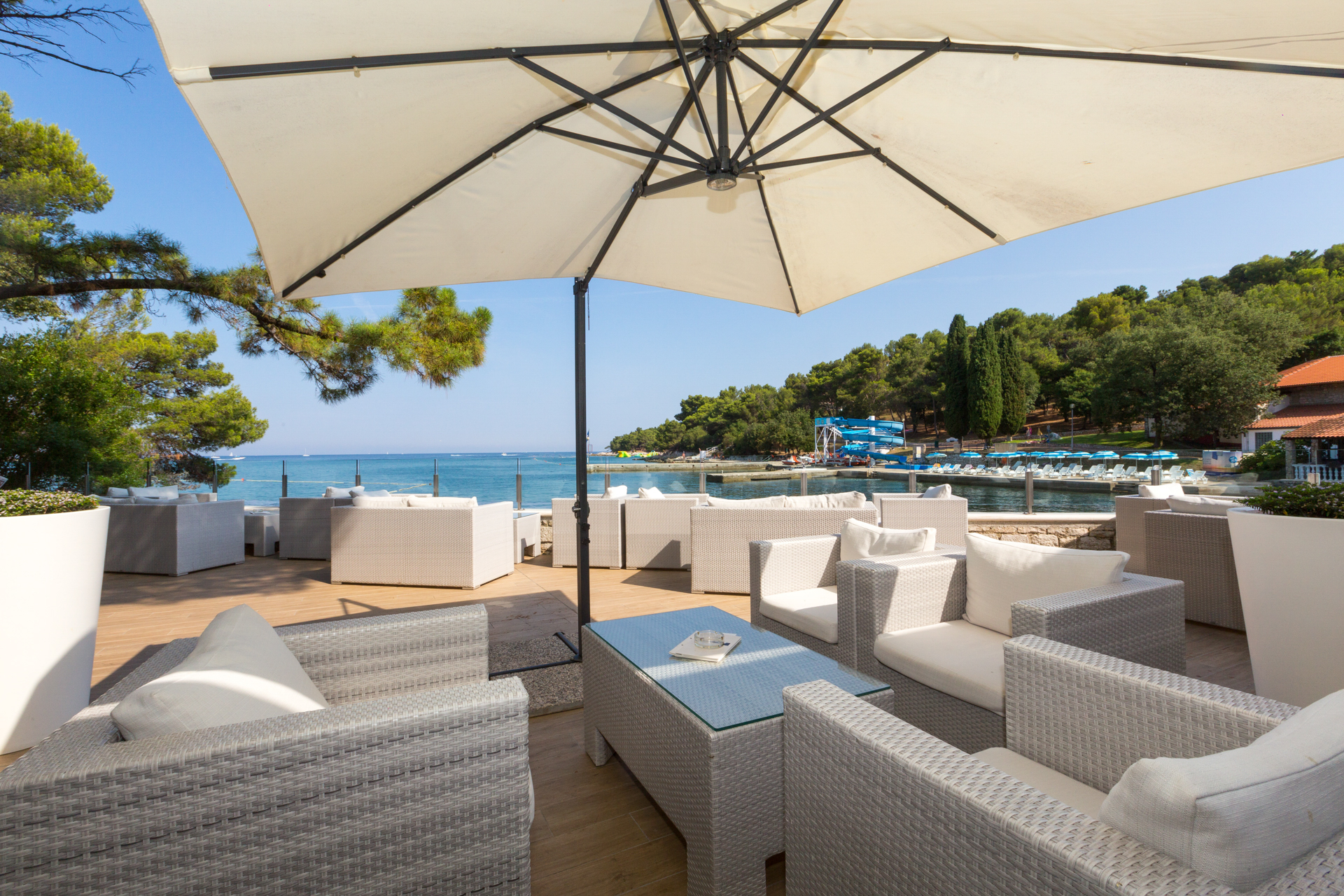 village galijot restaurants & bars