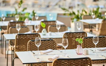 Park Resort - Restaurants and Bars