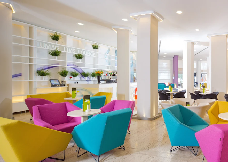 hotel-umag-plava-laguna-lobby