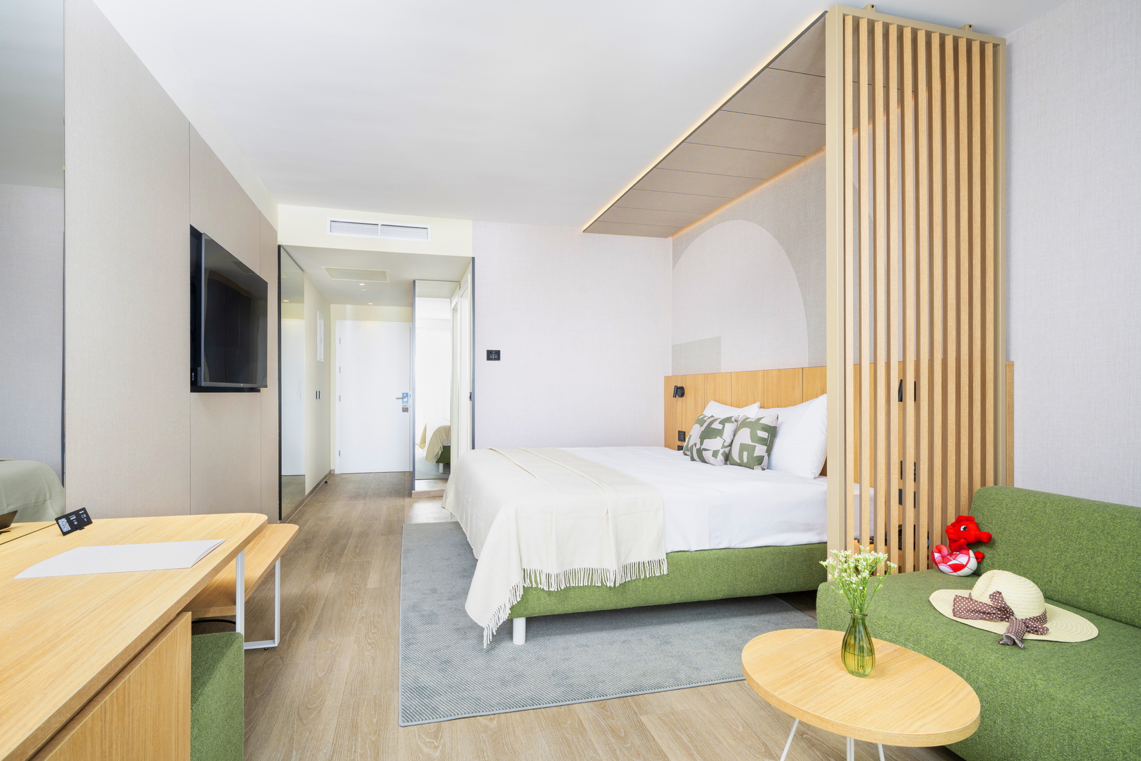 Hotel Garden Istra Classic sroom with balcony sea side connected room (8)