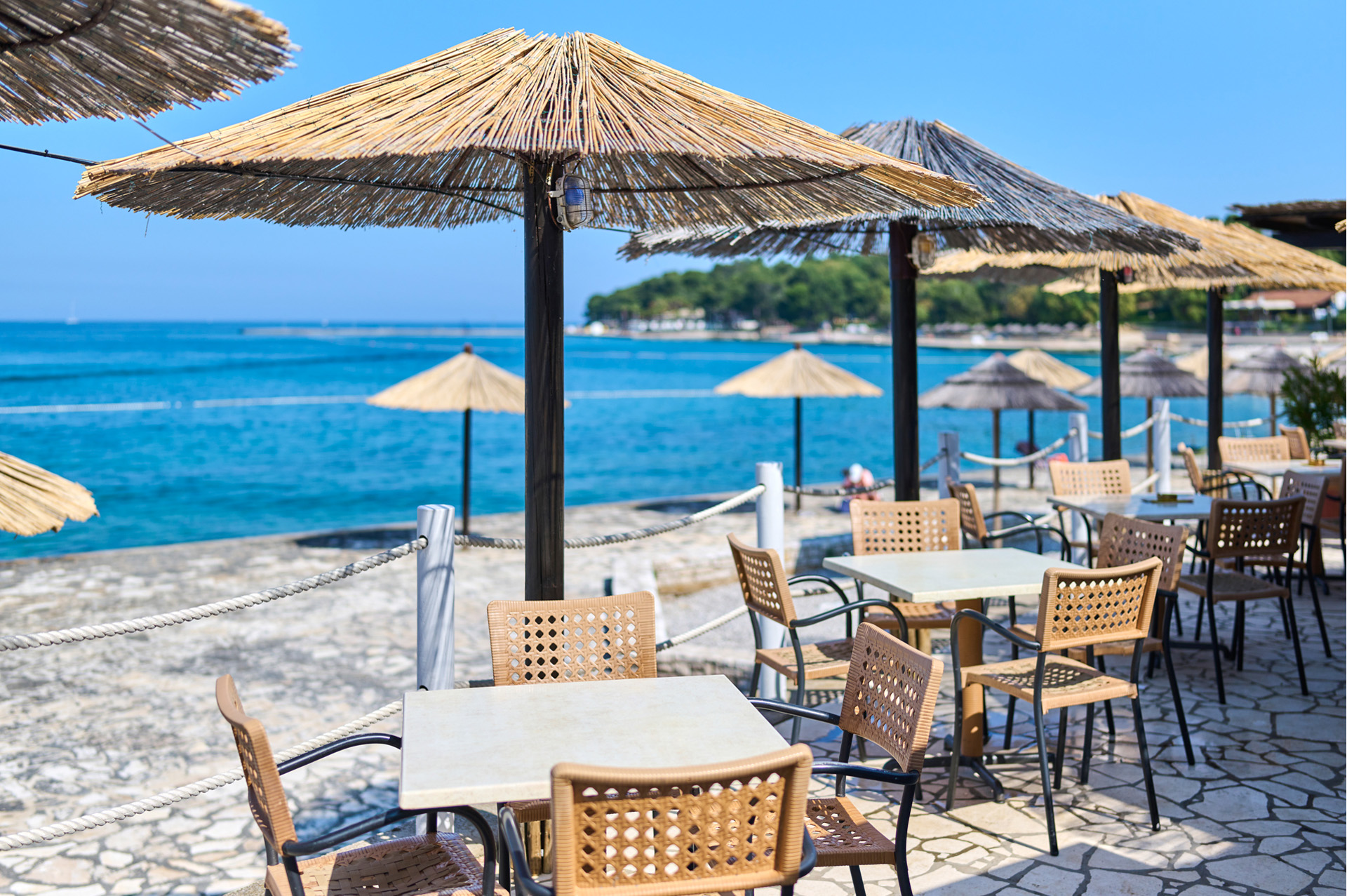 camping-zelena-laguna-restaurants