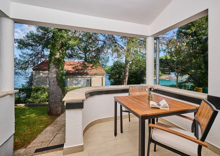 apartments-galijot-plava-laguna-superior-apartment-for-2+1-person
