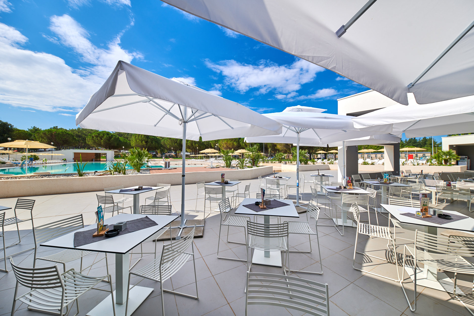 camping-stella-maris-overview-restaurants-bars