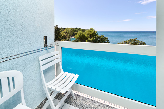 PL Hotel Plavi Classic room with balcony sea view - extra bed1