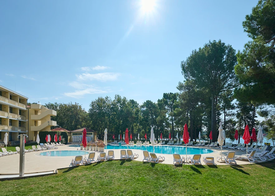 Hotel Aurora Plava Laguna - outdoor swimming pool