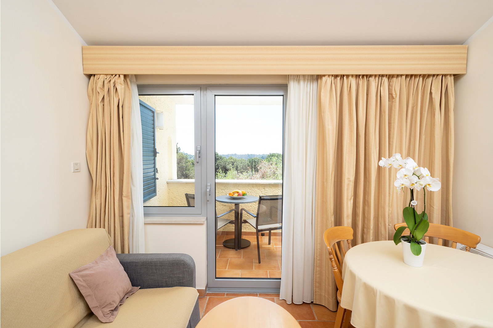 0025 Apartments Bellevue 2026 Studio for 3 persons with terrace park side S2TP1 (10)
