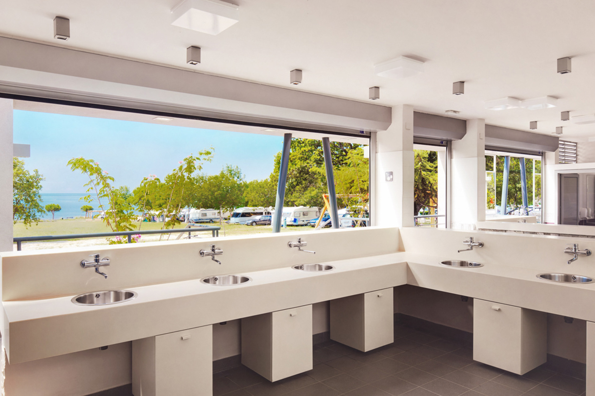 camping-park-umag-accommodation-sanitary
