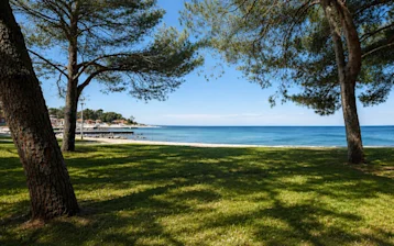 camping-stella-maris-overview-pools-beaches-pinia-beach