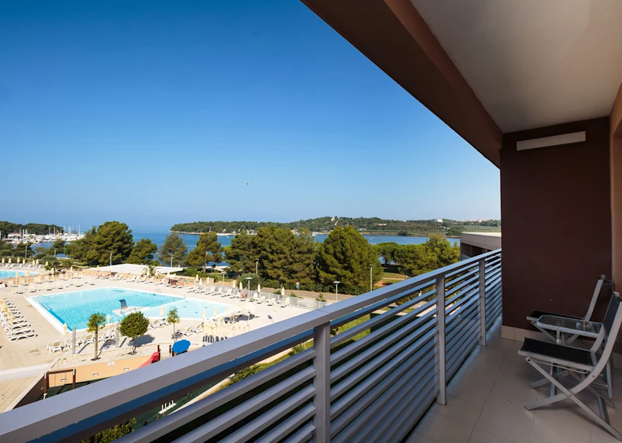 Hotel Molindrio Plava Laguna Premium room with balcony sea view P3BM-3 (2)