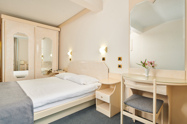 HGranVista Classic room with balcony sea side extra bed4