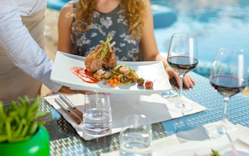 Plava Laguna Lifesyle 2021Stella Maris Resort O-Grille Restaurant (1)