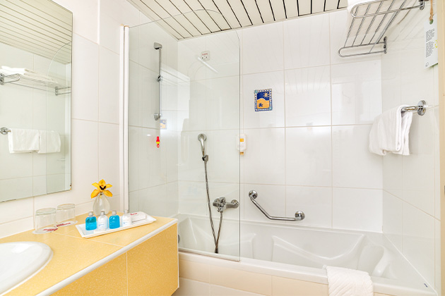 Hotel Umag Plava Laguna 2016 Suite balcony pak side U4BP (7)