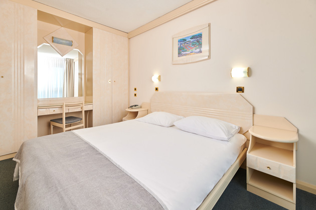 Hotel Gran Vista Plava Laguna Suite with balcony - U3B (2)