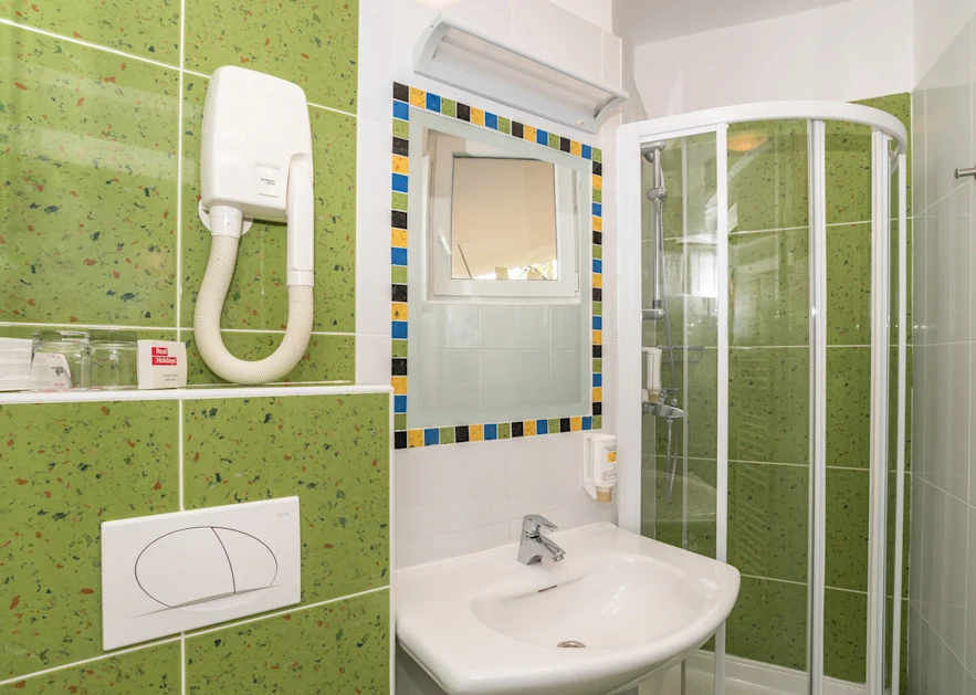 residence-umag-plava-laguna-classic-room-with-balcony-park-side-connected-c2bpcd-1