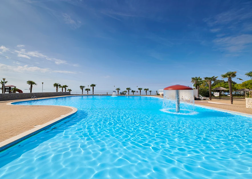 campsites-camping-ulika-beaches-pools