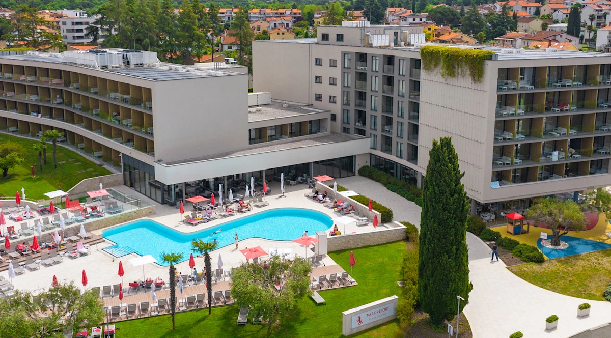 0001 PL Hotel Park 2025 Panorama (4)