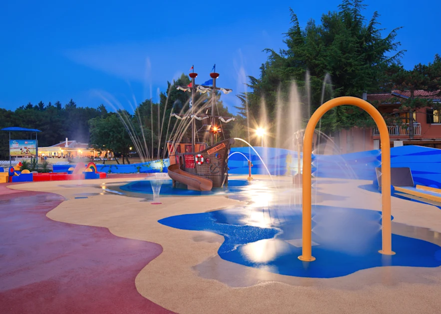 apartments-stella-plava-laguna-water-playground-for-children