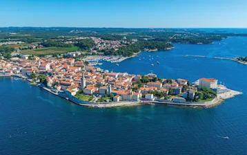 explore-destinations-porec-info