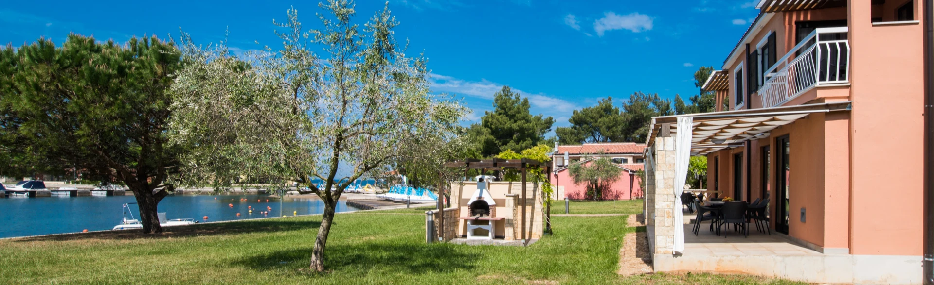 Apartments Amfora Location