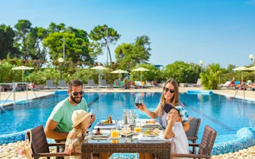 apartments-amfora-pava-laguna-lifesyle-stella-maris-resort-o-grille-restaurant
