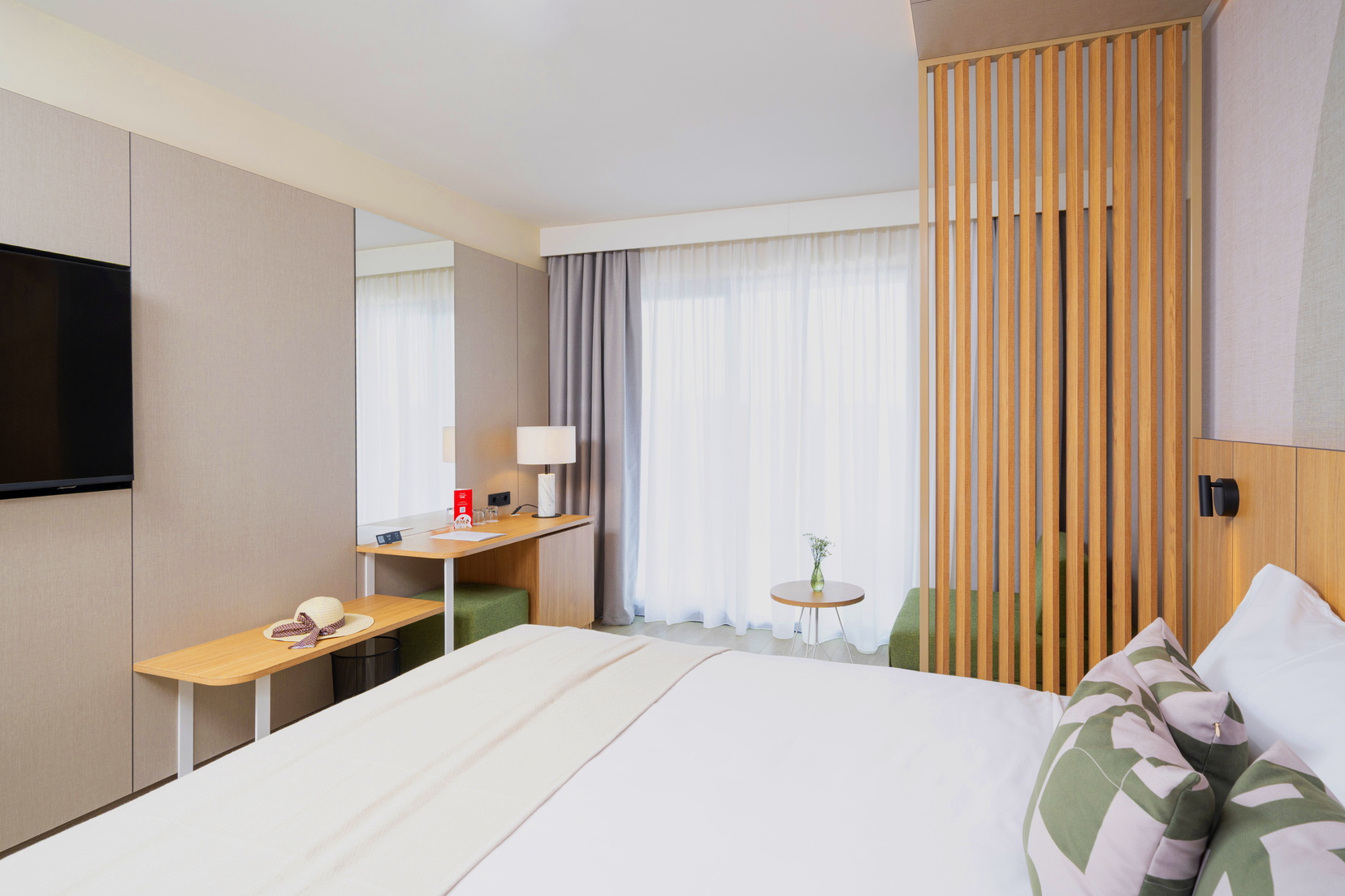 Hotel Garden Istra Premium room with balcony sea side P3BN room (2)
