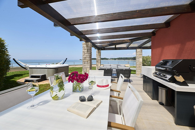 Premium vila ob morju