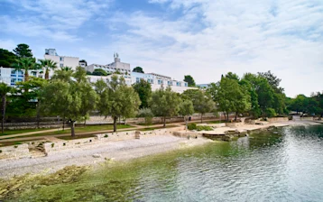 Explore - Beaches - Lotosi