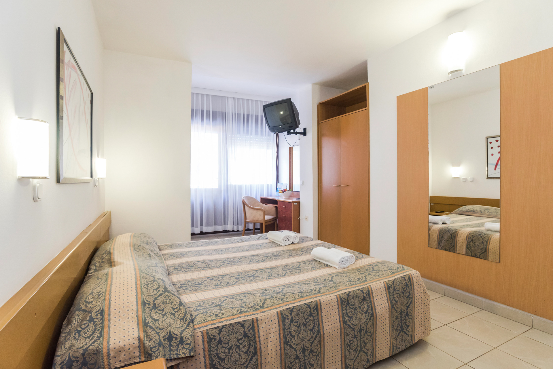 Rooms Savudrija Plava Laguna Double room with balcony 2BP 4