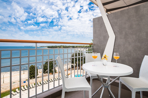 Hotel Umag Plava Laguna 2016 Premium room balcony sea side P2BN (5)