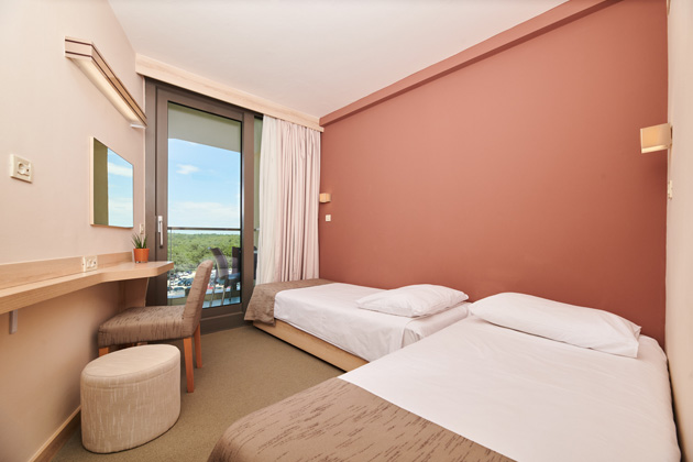 Hotel Materada Classic room with Balcony Park Side Family 2