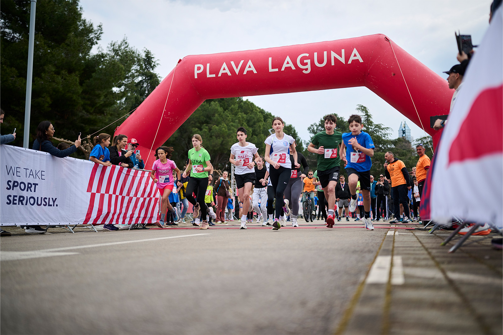 Family run 0008 01 0271