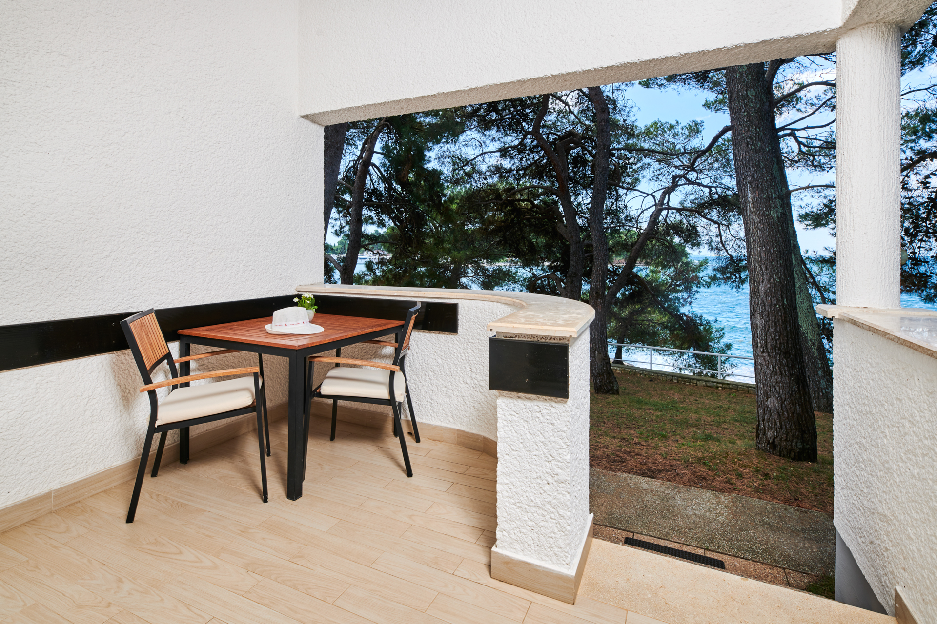 village-galijot-plava-laguna-classic-room-with-terrace-c2t-3