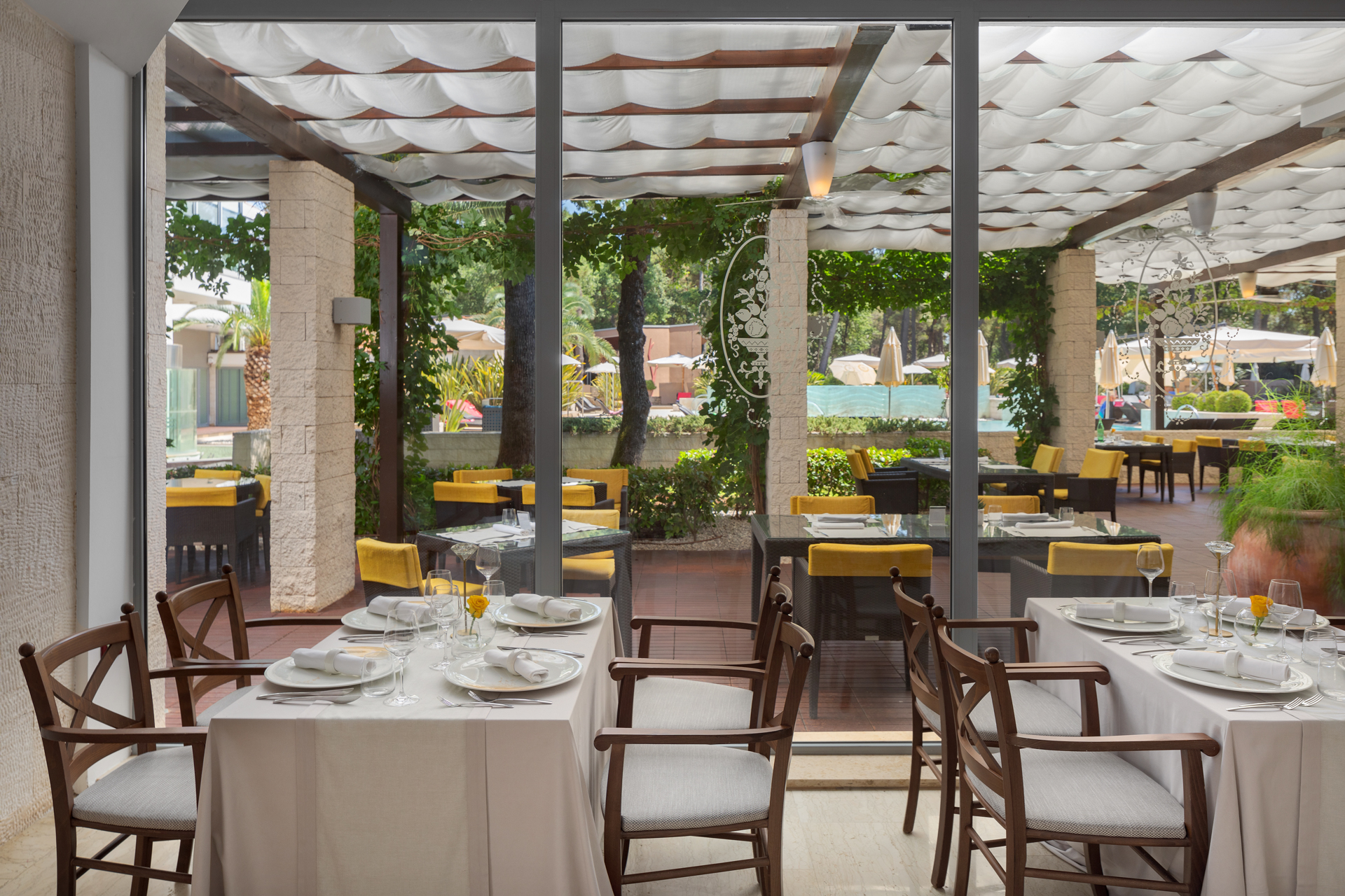 Hotel Coarl Plava Laguna 2022 Restaurants & bars Taverna Mediteran (5)