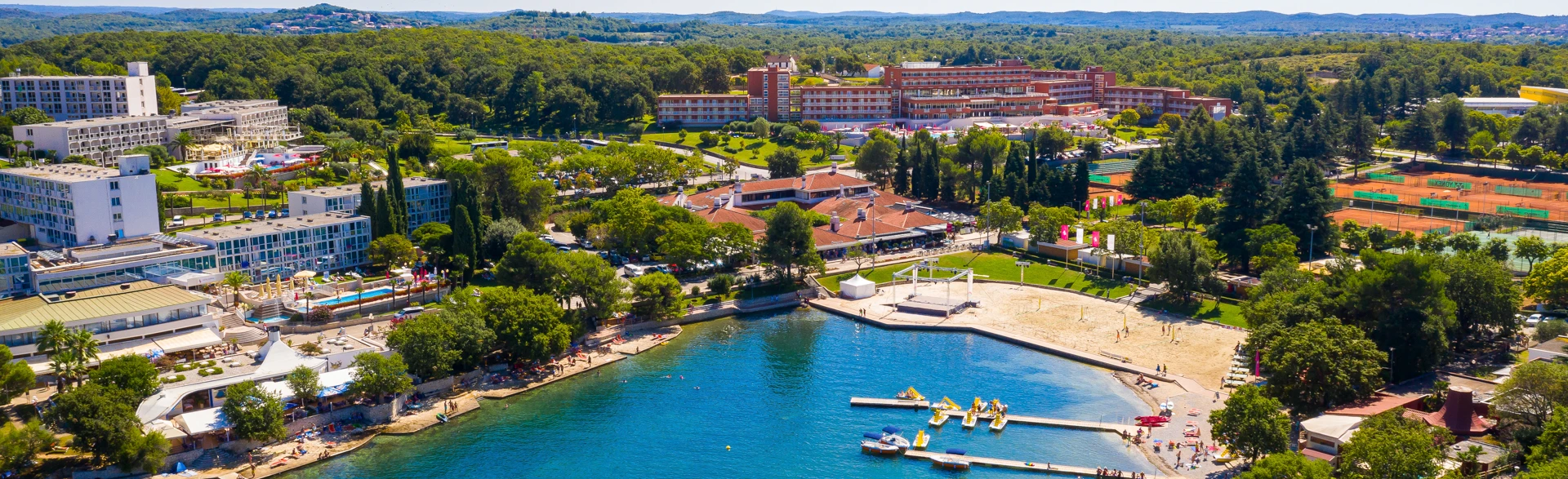 Zelena Resort - Introduction