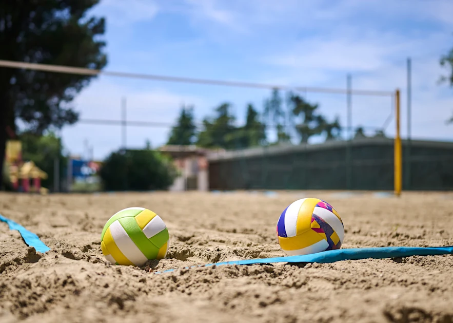 0000 Hotel Gardfen Istra 2025 Teen Club volleyball court (12)