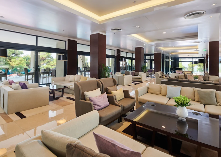 hotel-parentium-plava-laguna-reception-lobby