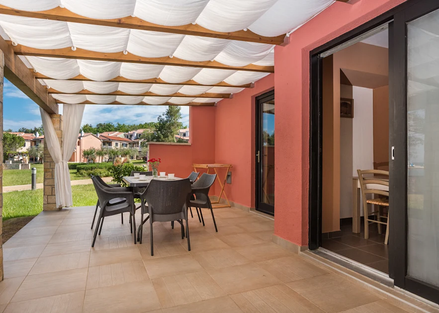 apartments-amfora-plava-laguna-amfora-premium-bungalow-4+2-3