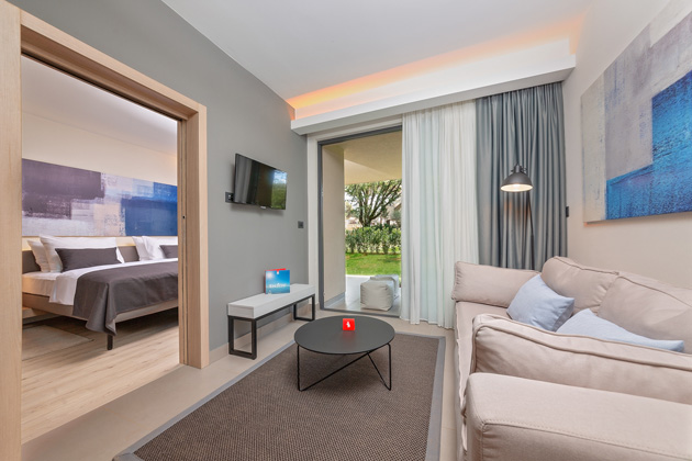 Garden Suites Park Premium Garden Suite with terrace park side 2