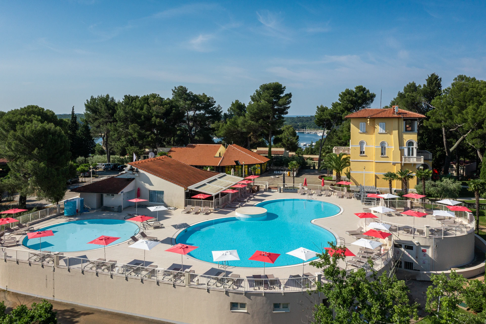 apartments bellevue main