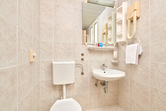 Hotel Istra Plava Laguna Economy Room with french bed3