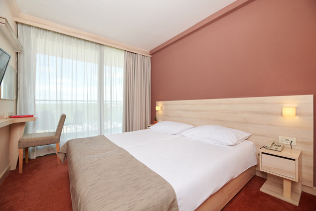 Hotel Materada Classic Room with Balcony Park Side 2