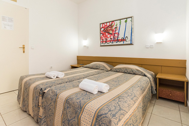 Rooms_Savudrija double room with balcony sea side