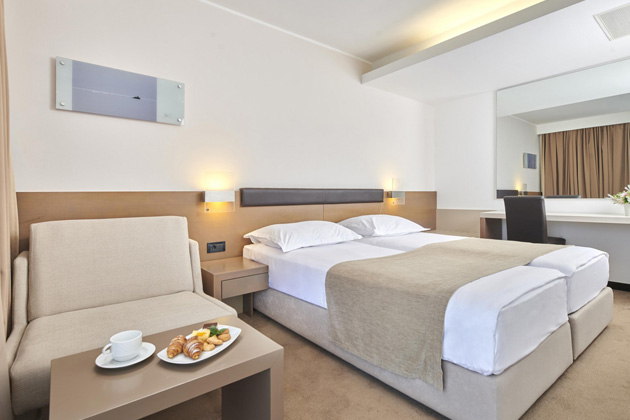 Classic room with balcony - extra bed